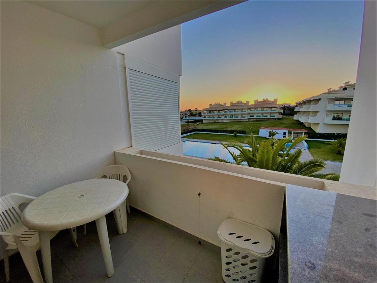 Ns Guesthouse Armacao de Pera Exterior photo